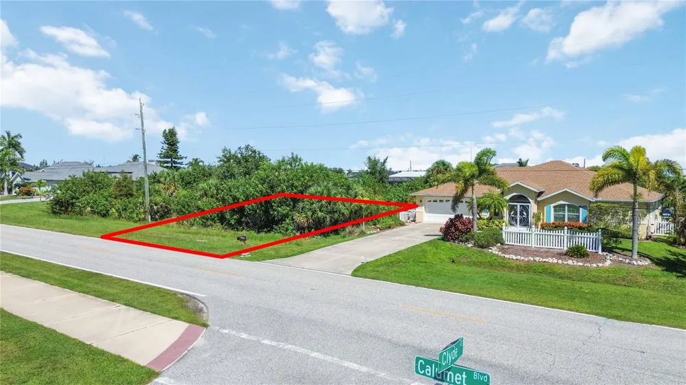 8633 CALUMET BOULEVARD Port Charlotte, FL 33981