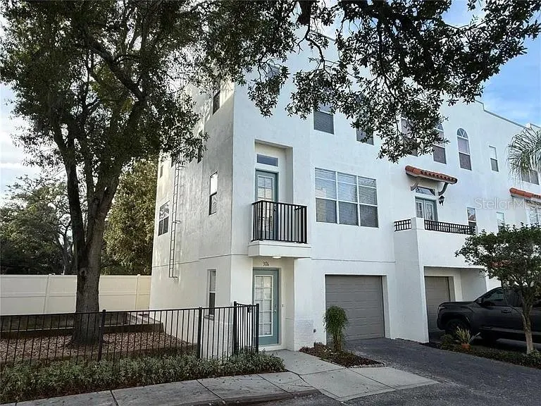 3116 TOSCANA CIRCLE Tampa, FL 33611
