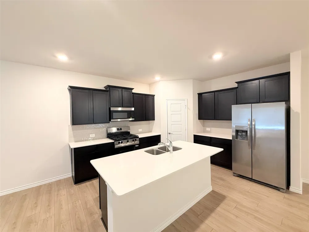 10316 Crusoe Street Aubrey, TX 76227
