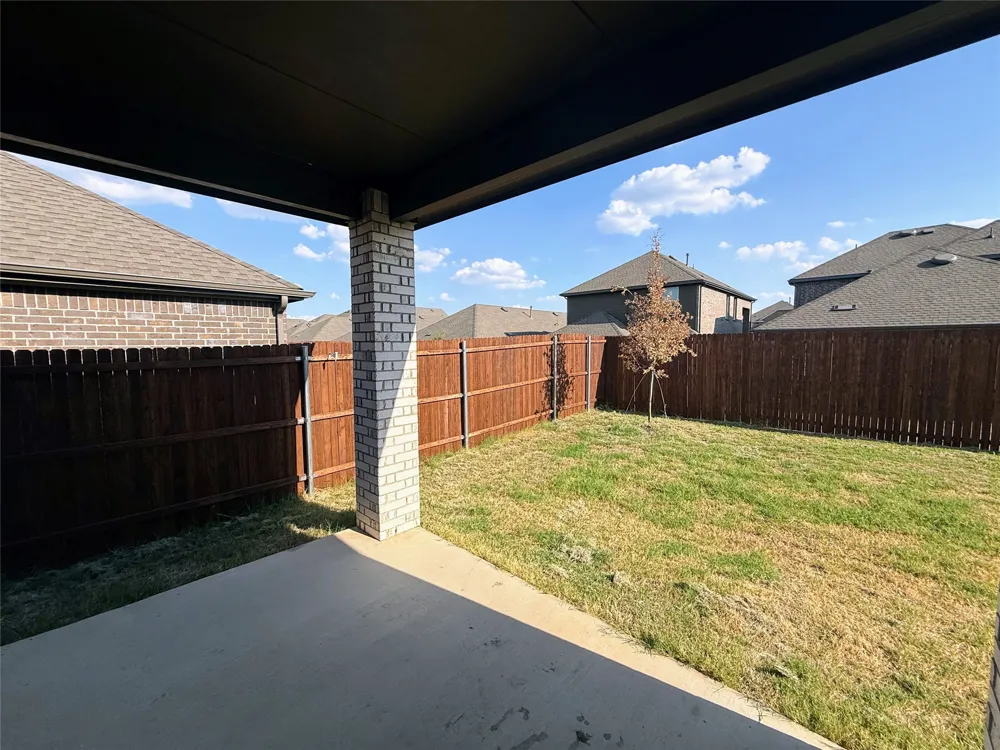 10316 Crusoe Street Aubrey, TX 76227