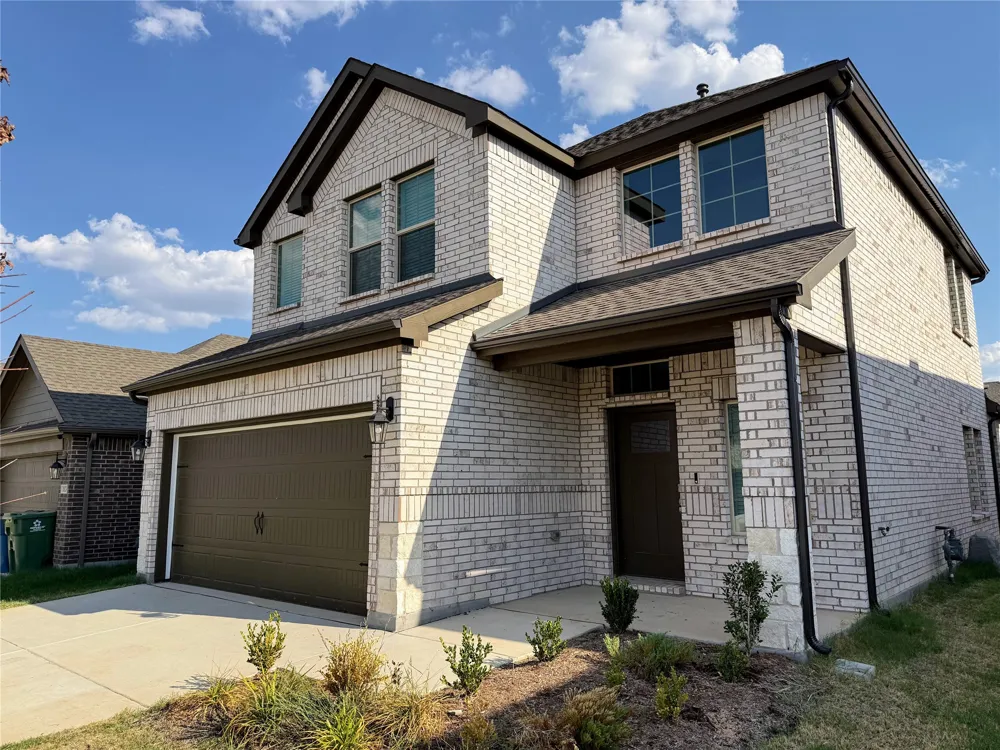 10316 Crusoe Street Aubrey, TX 76227