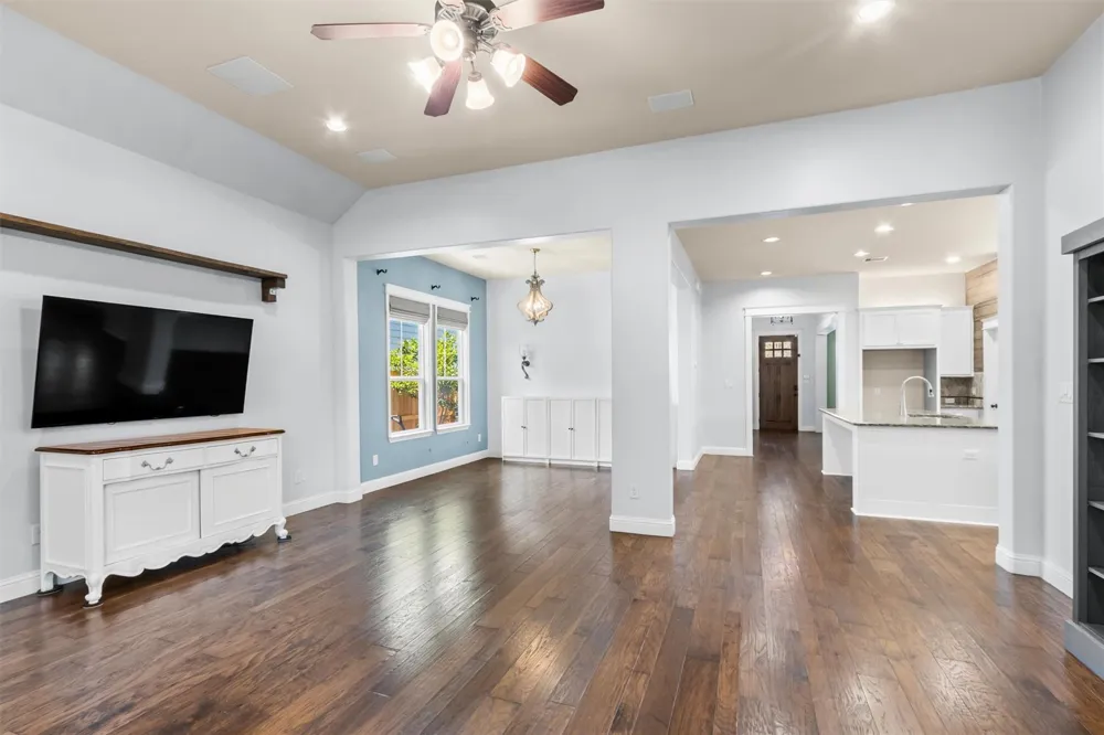 123 Cherry Oak Ln Montgomery, TX 77316
