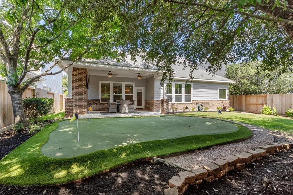 123 Cherry Oak Ln Montgomery, TX 77316