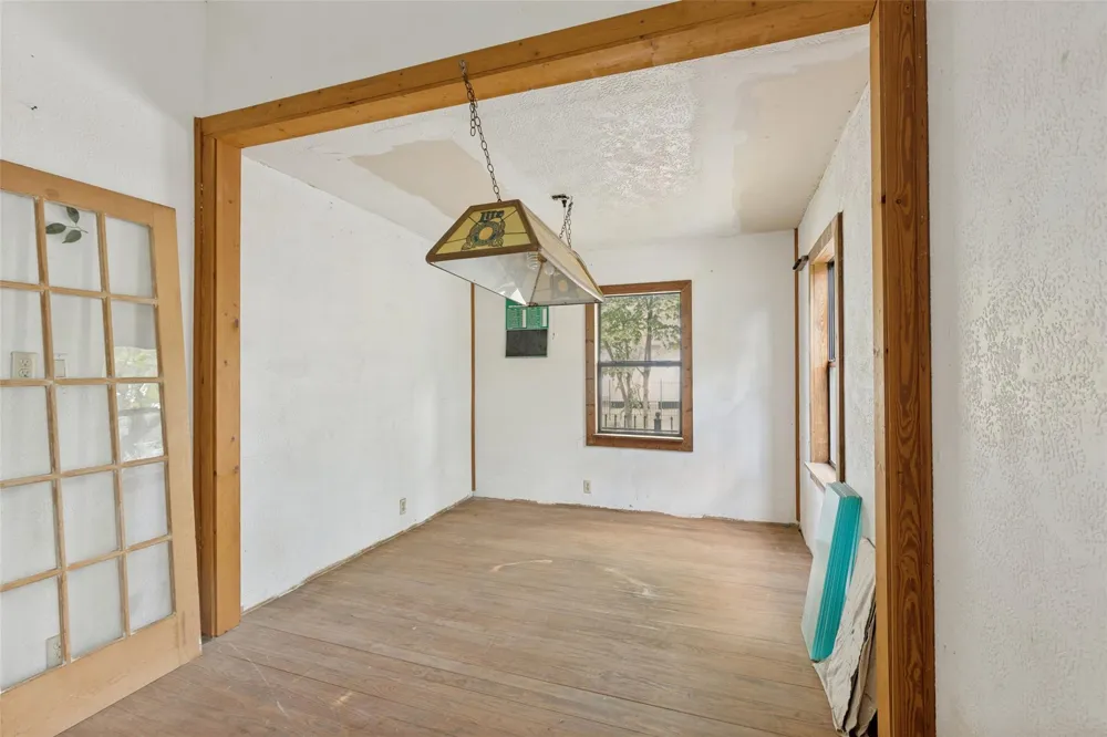 3012 Garrow Street Houston, TX 77003
