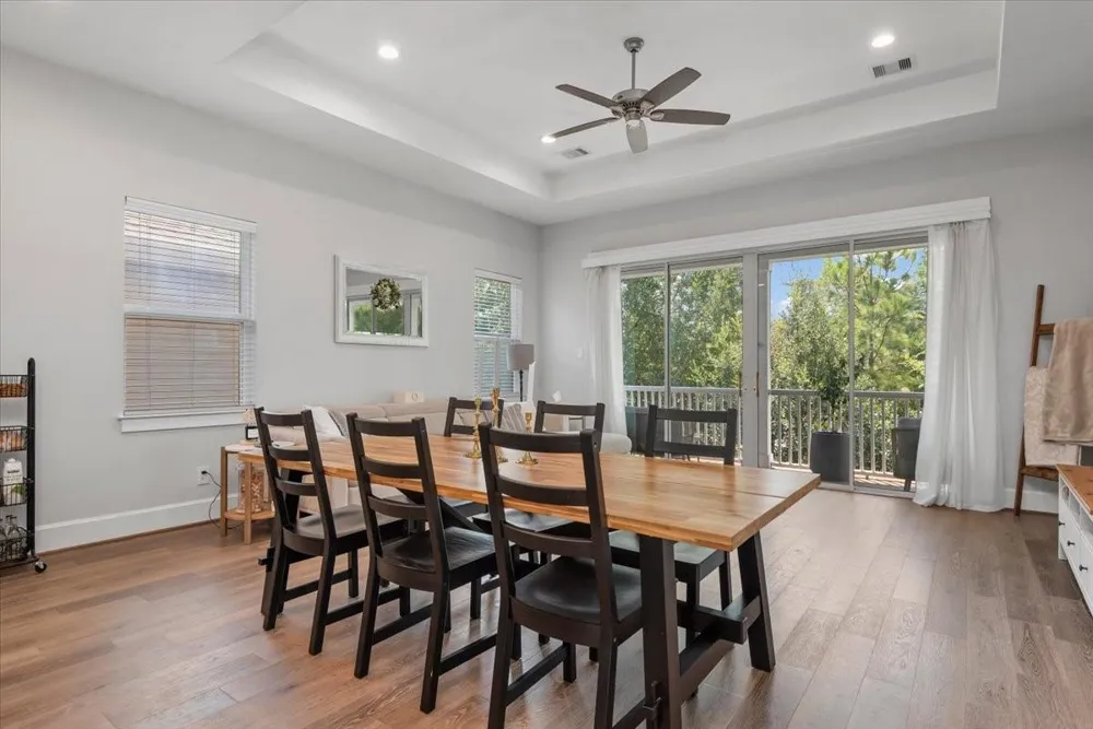 7 Thorpe Lane Spring, TX 77389