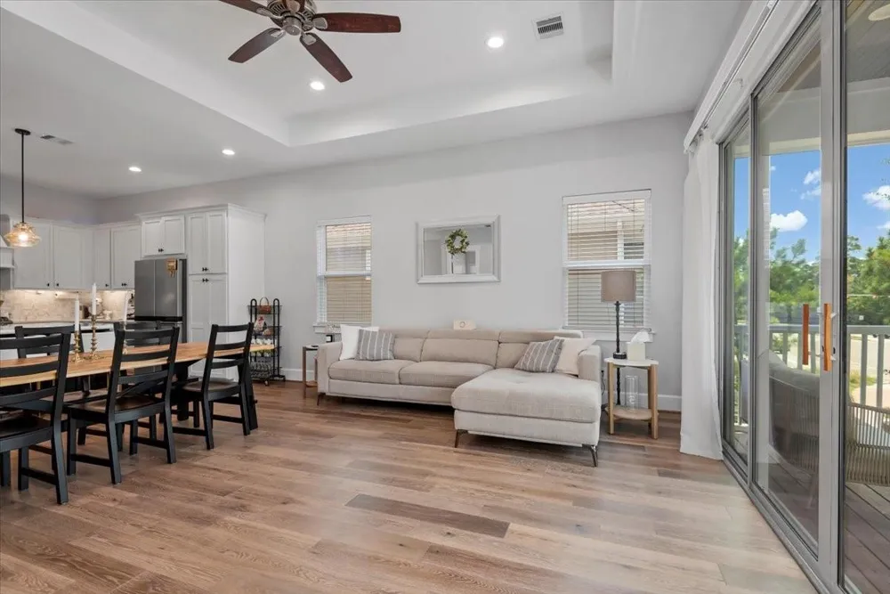 7 Thorpe Lane Spring, TX 77389