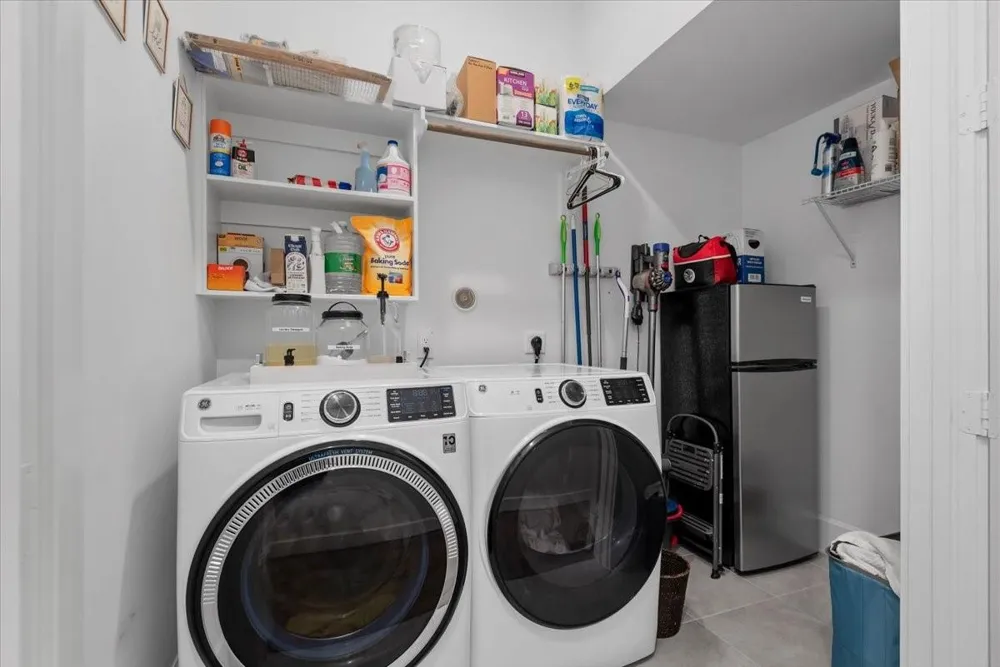 7 Thorpe Lane Spring, TX 77389