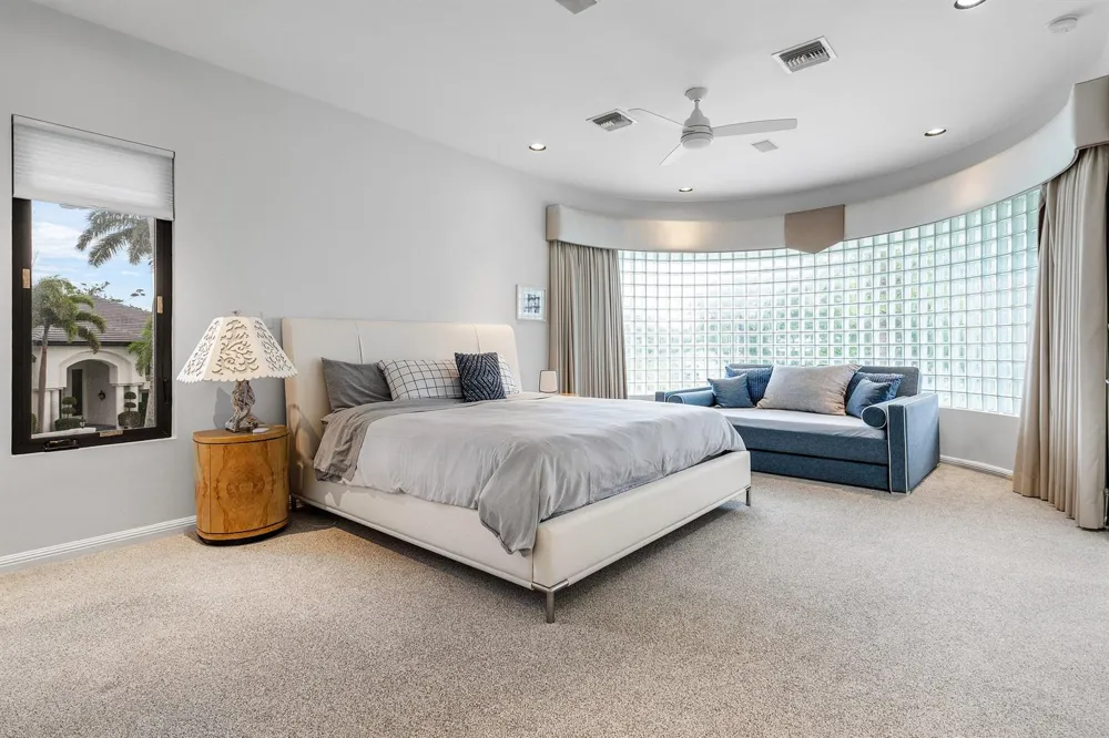 7027 Queenferry Circle Boca Raton, FL 33496