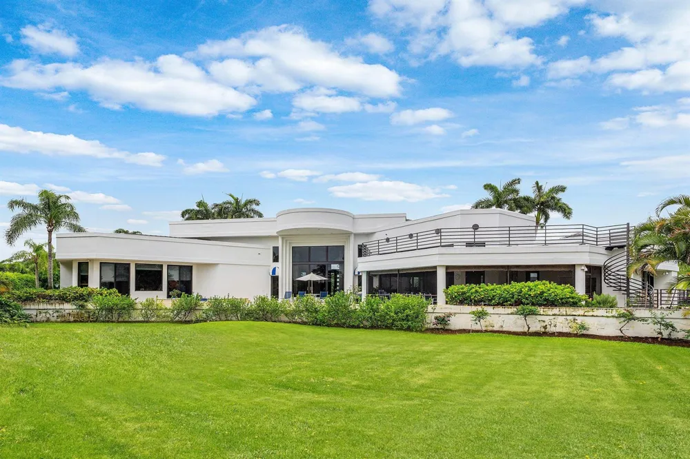 7027 Queenferry Circle Boca Raton, FL 33496