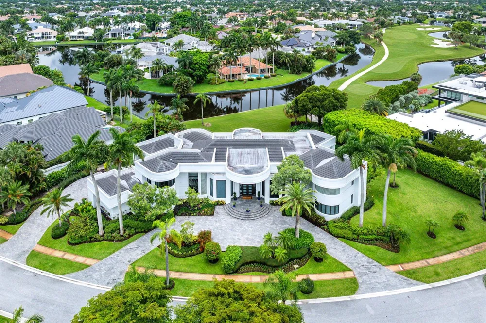 7027 Queenferry Circle Boca Raton, FL 33496
