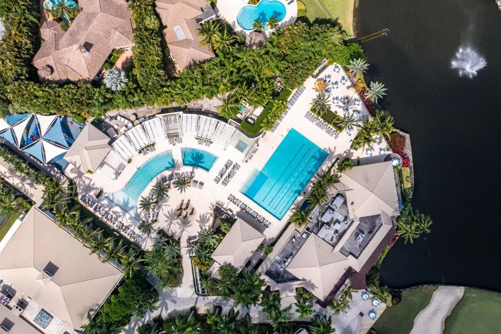 7027 Queenferry Circle Boca Raton, FL 33496