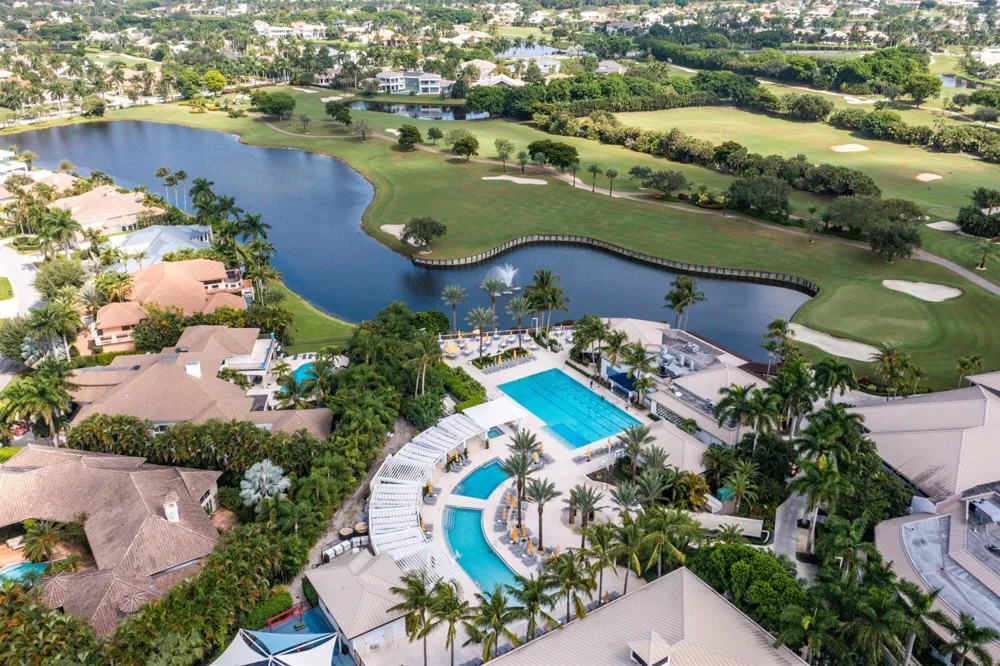 7027 Queenferry Circle Boca Raton, FL 33496