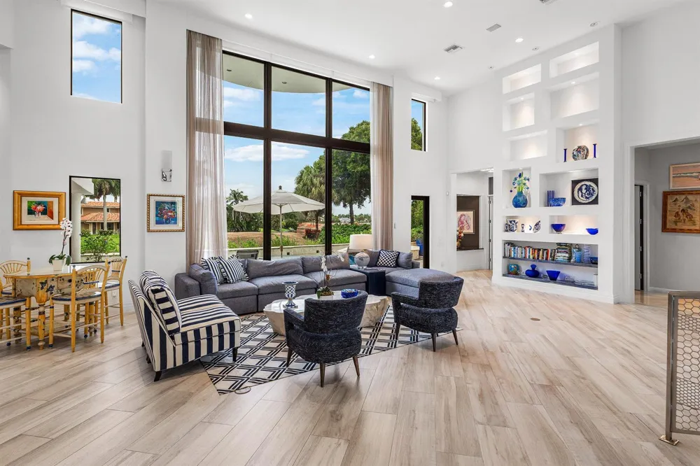 7027 Queenferry Circle Boca Raton, FL 33496