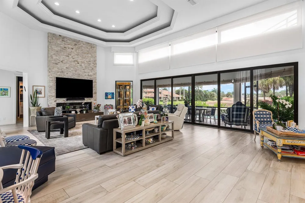 7027 Queenferry Circle Boca Raton, FL 33496