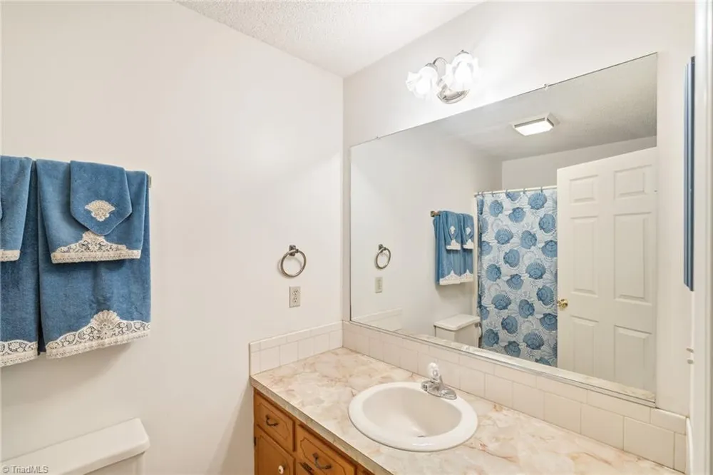 329 Henderson Drive Clemmons, NC 27012