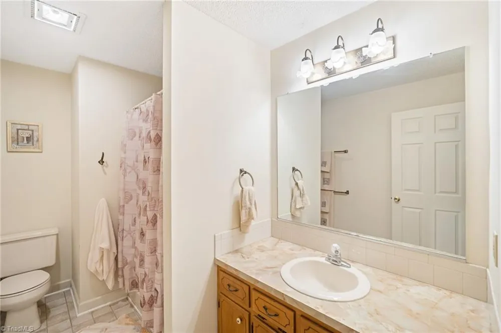 329 Henderson Drive Clemmons, NC 27012