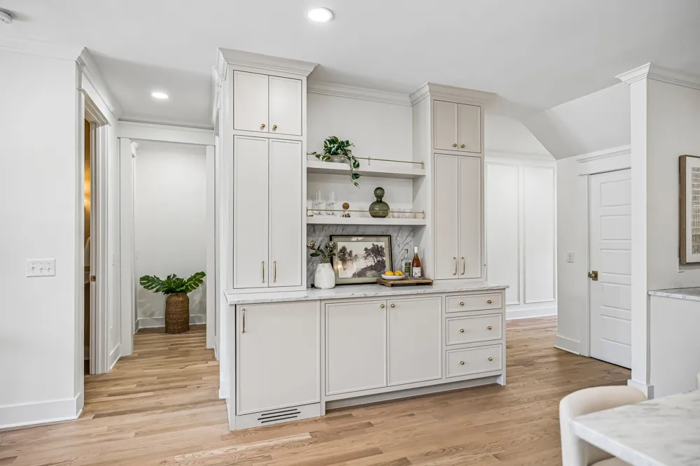 1320 Sweetbriar Ave Nashville, TN 37212