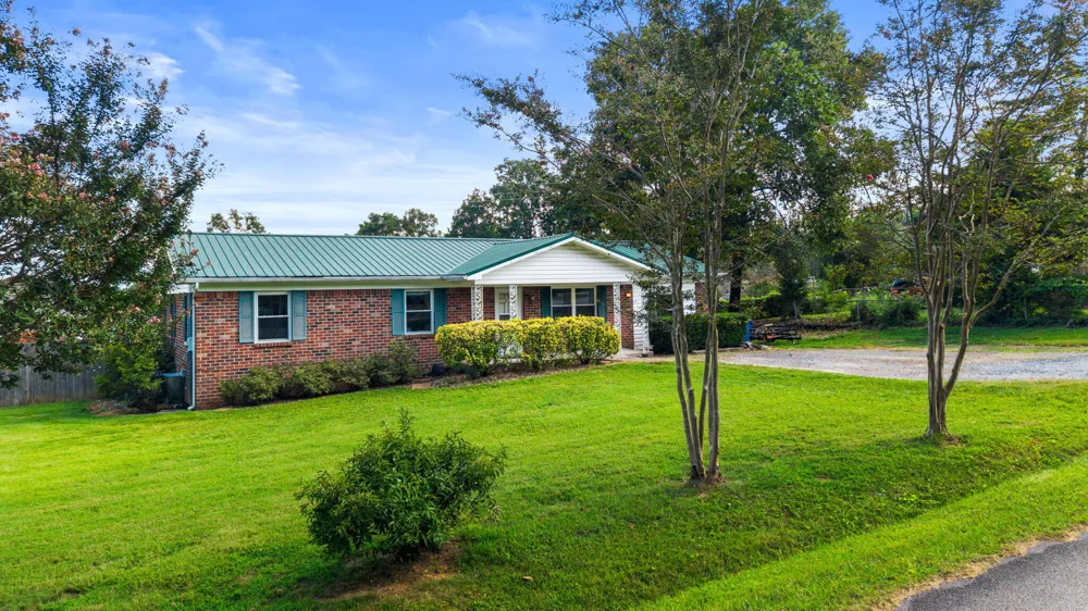 2044 Rolling Brook Drive NE Cleveland, TN 37323