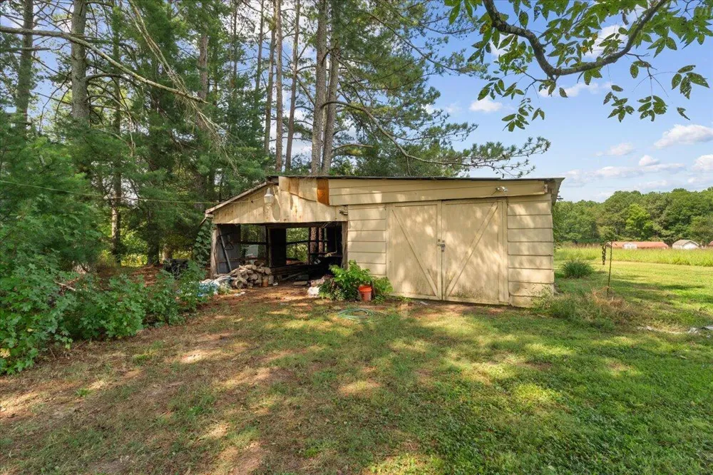 4386 Highway 337 LaFayette, GA 30728
