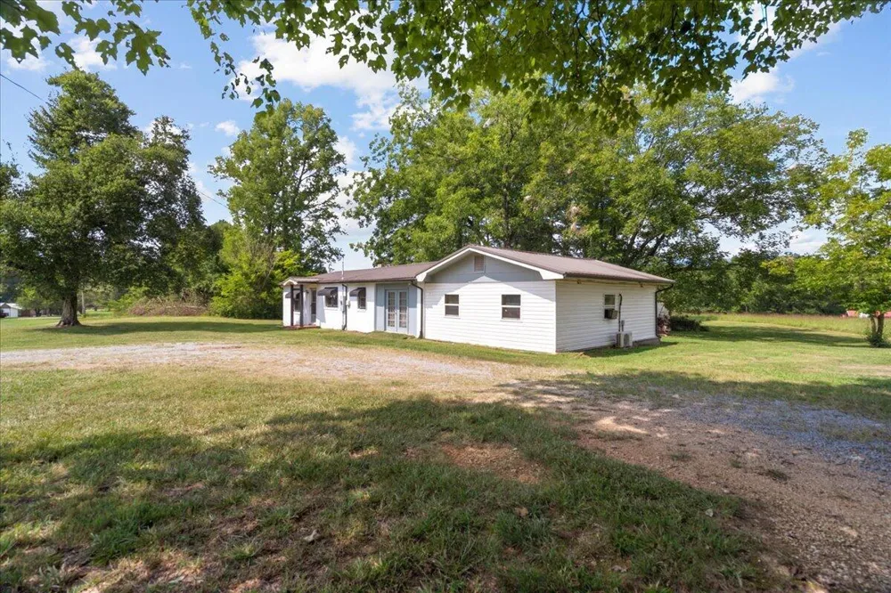 4386 Highway 337 LaFayette, GA 30728