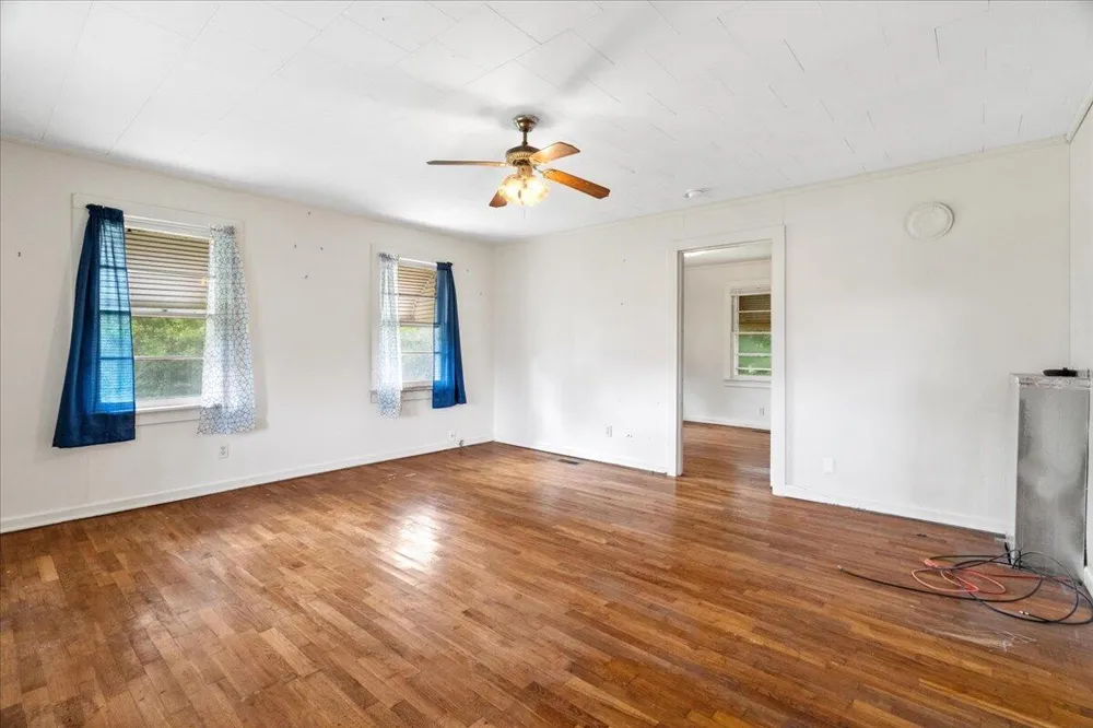 4386 Highway 337 LaFayette, GA 30728