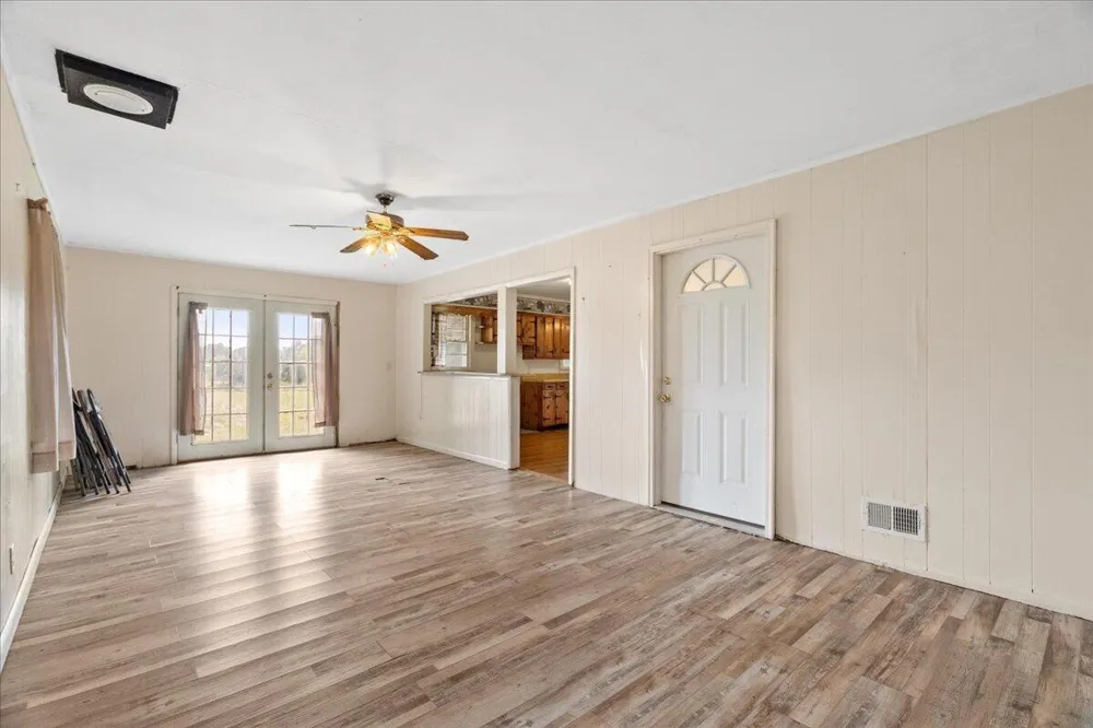 4386 Highway 337 LaFayette, GA 30728