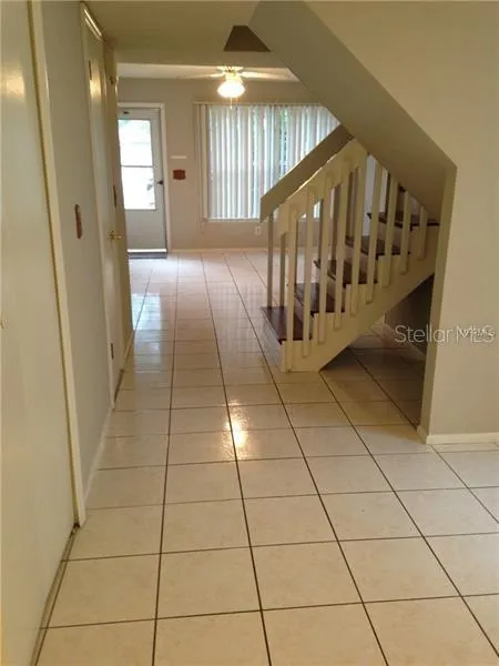 8525 J R MANOR DRIVE Tampa, FL 33634