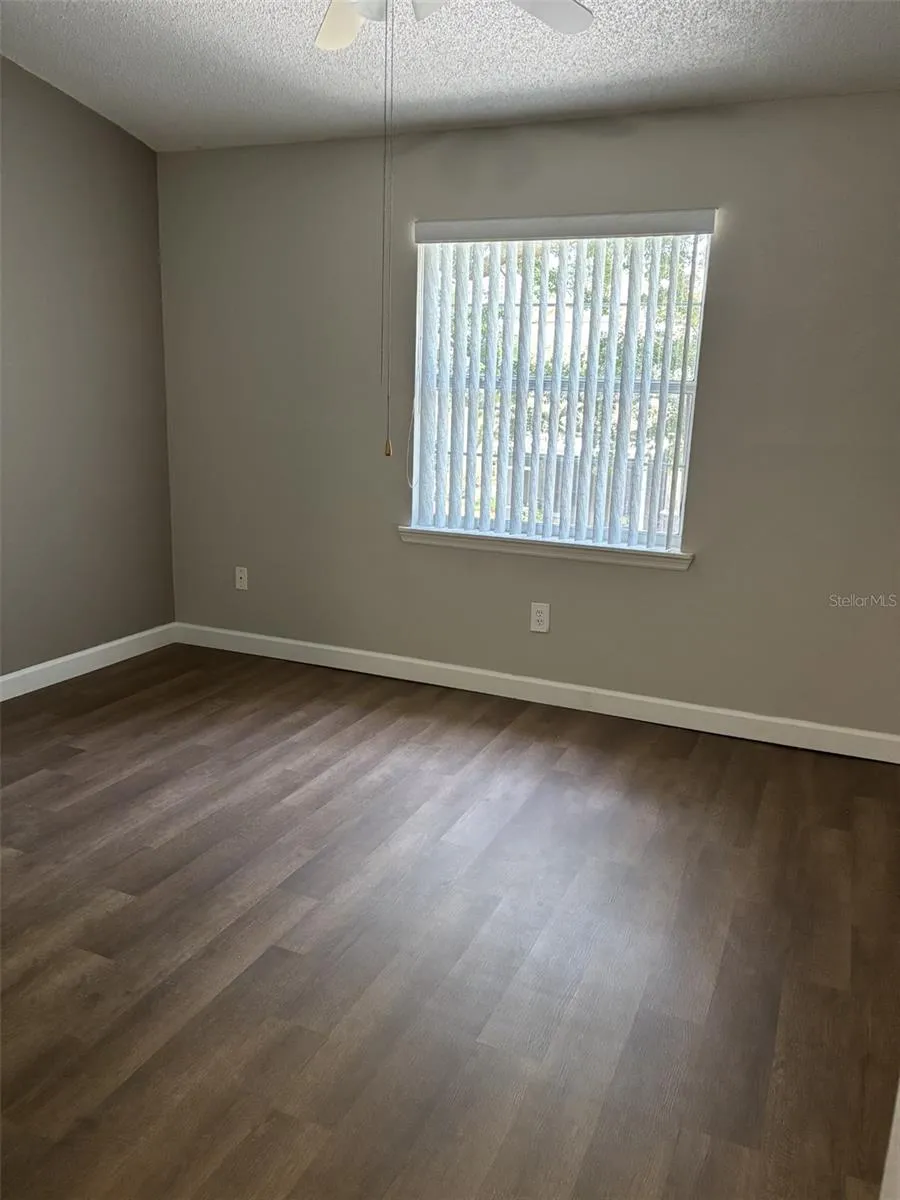 8525 J R MANOR DRIVE Tampa, FL 33634