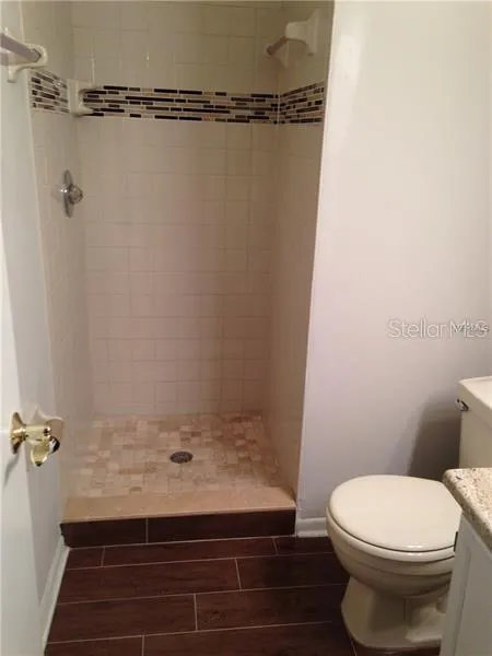 8525 J R MANOR DRIVE Tampa, FL 33634
