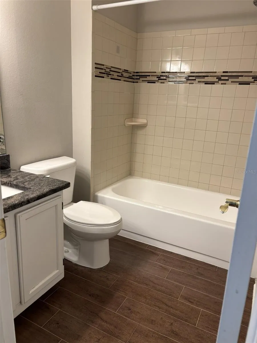 8525 J R MANOR DRIVE Tampa, FL 33634