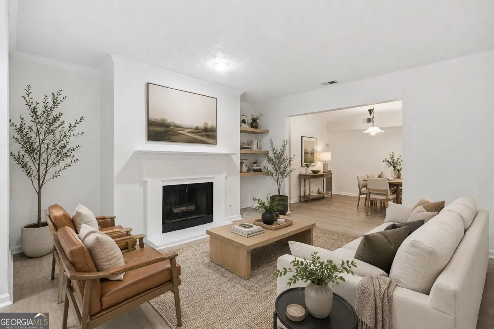 2052 Brian Way Decatur, GA 30033