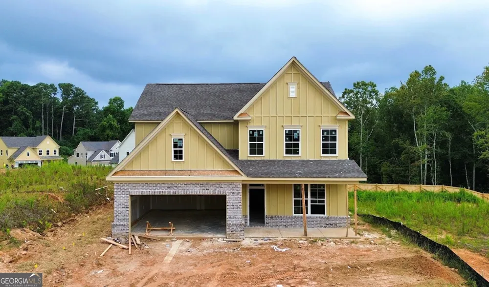 5659 Evelyn LN Flowery Branch, GA 30542