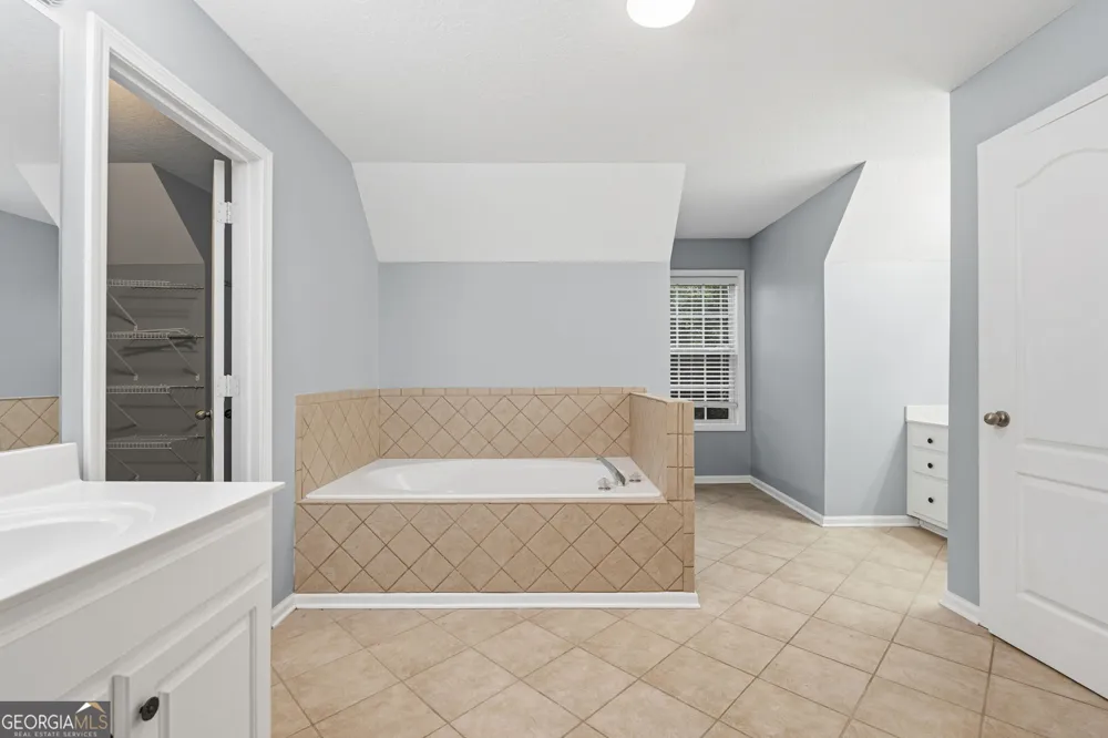 1433 Cotton TRL Conyers, GA 30094