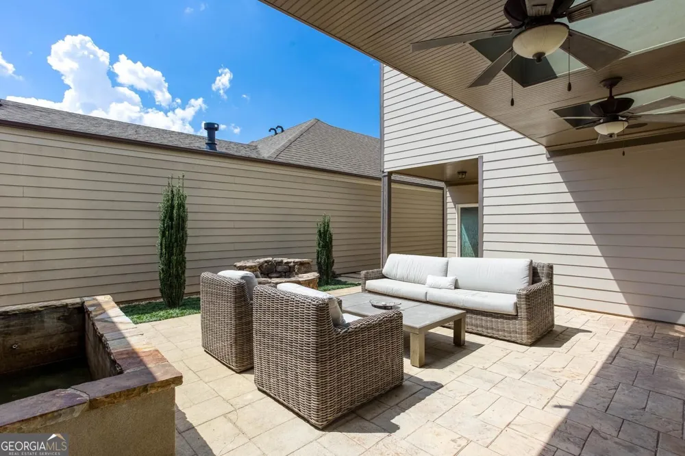 100 Batten Board WAY Woodstock, GA 30189