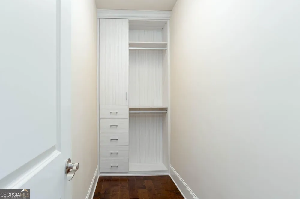 100 Batten Board WAY Woodstock, GA 30189