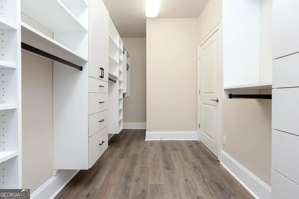 100 Batten Board WAY Woodstock, GA 30189