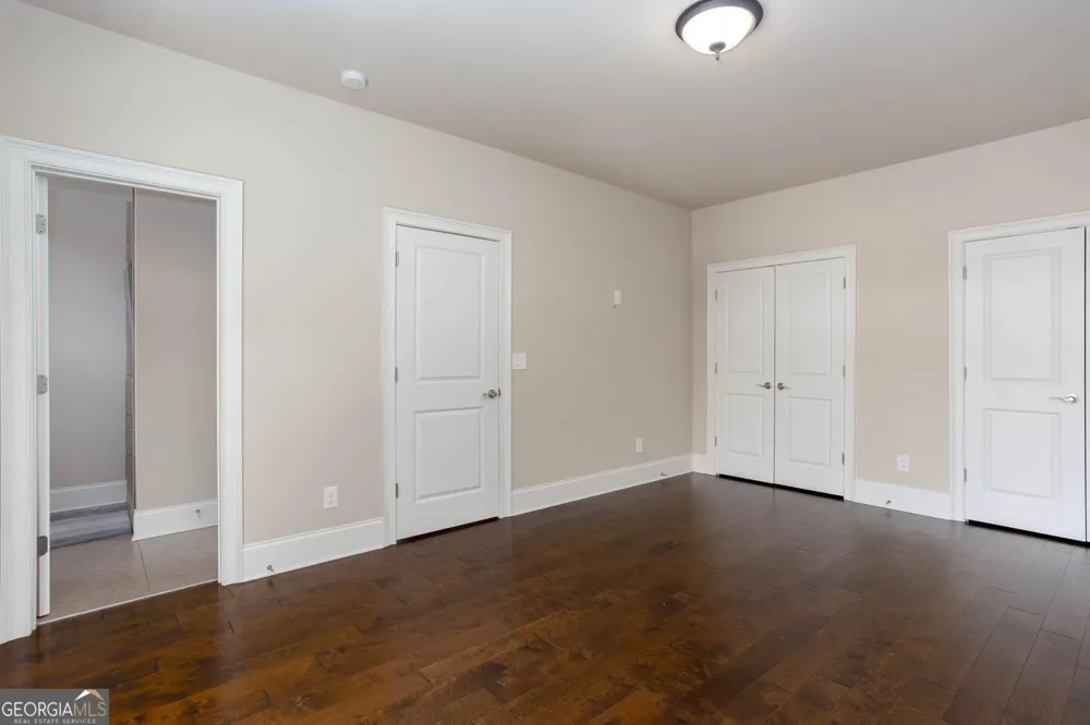 100 Batten Board WAY Woodstock, GA 30189