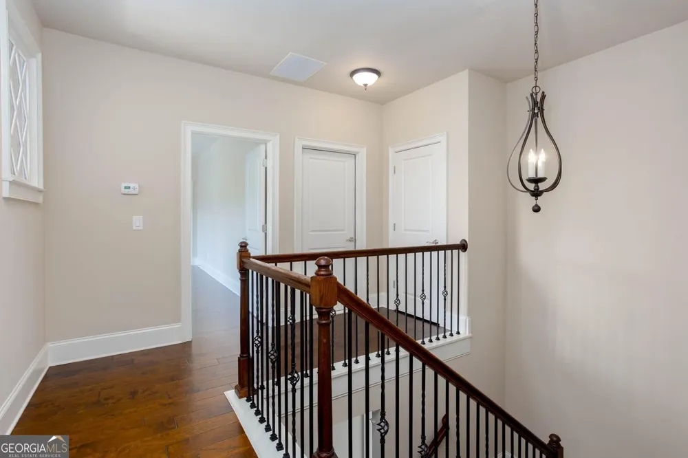 100 Batten Board WAY Woodstock, GA 30189