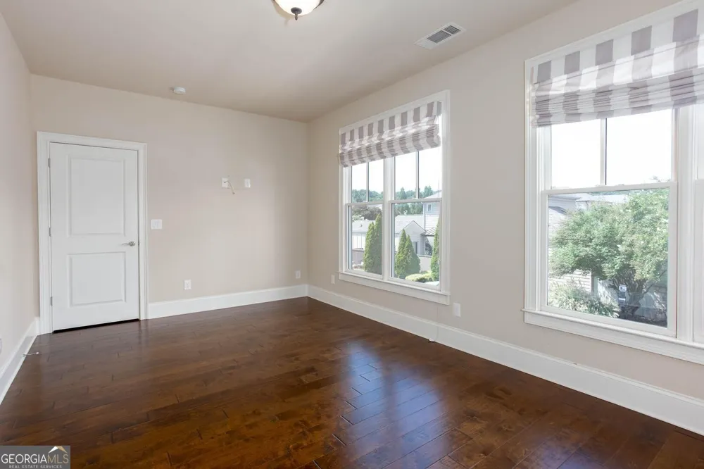 100 Batten Board WAY Woodstock, GA 30189