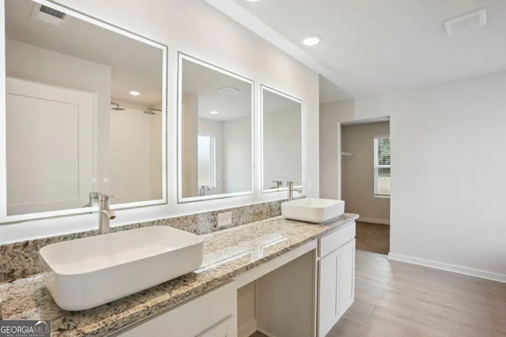 805 Crover CT Fairburn, GA 30213