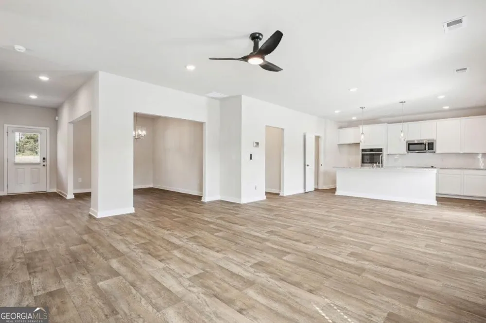 805 Crover CT Fairburn, GA 30213
