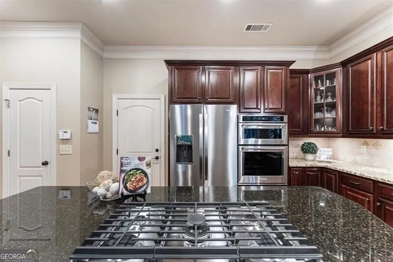 195 Fredericks CV Dawsonville, GA 30534