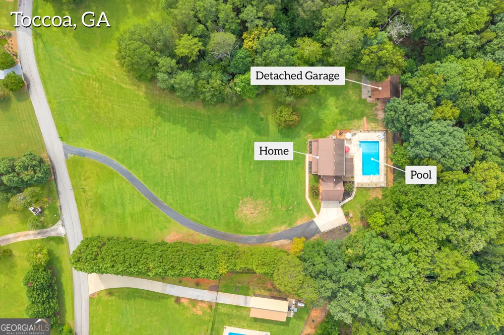 113 Cherokee Hills LN Toccoa, GA 30577