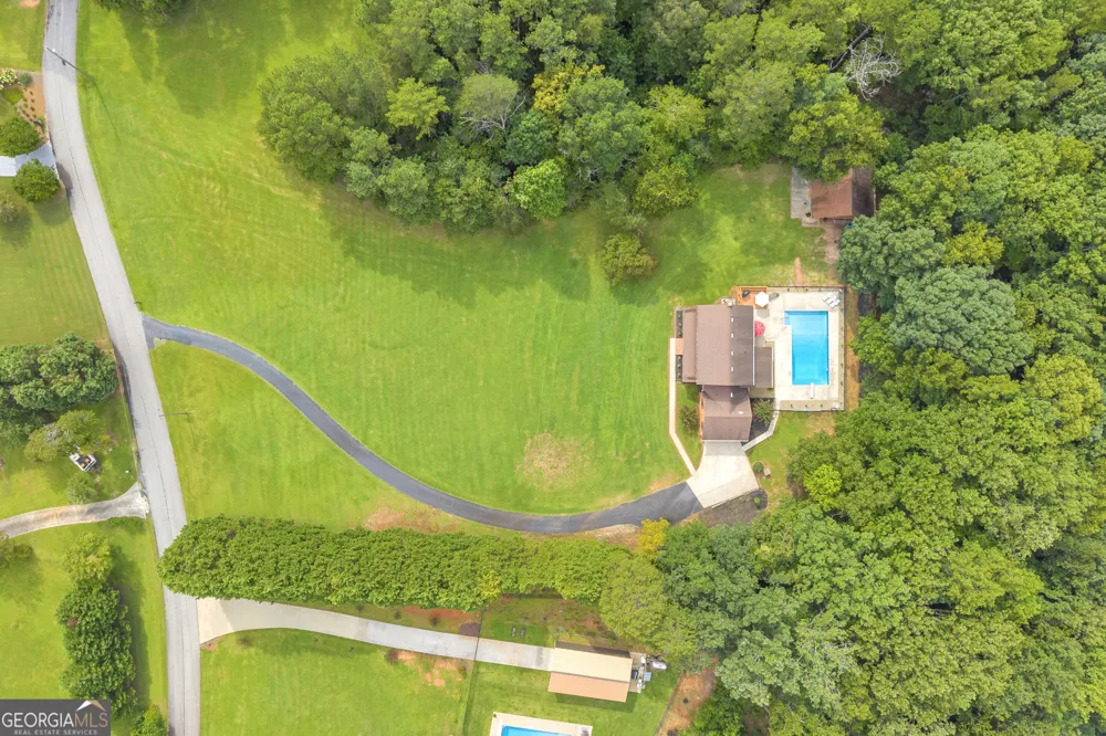 113 Cherokee Hills LN Toccoa, GA 30577