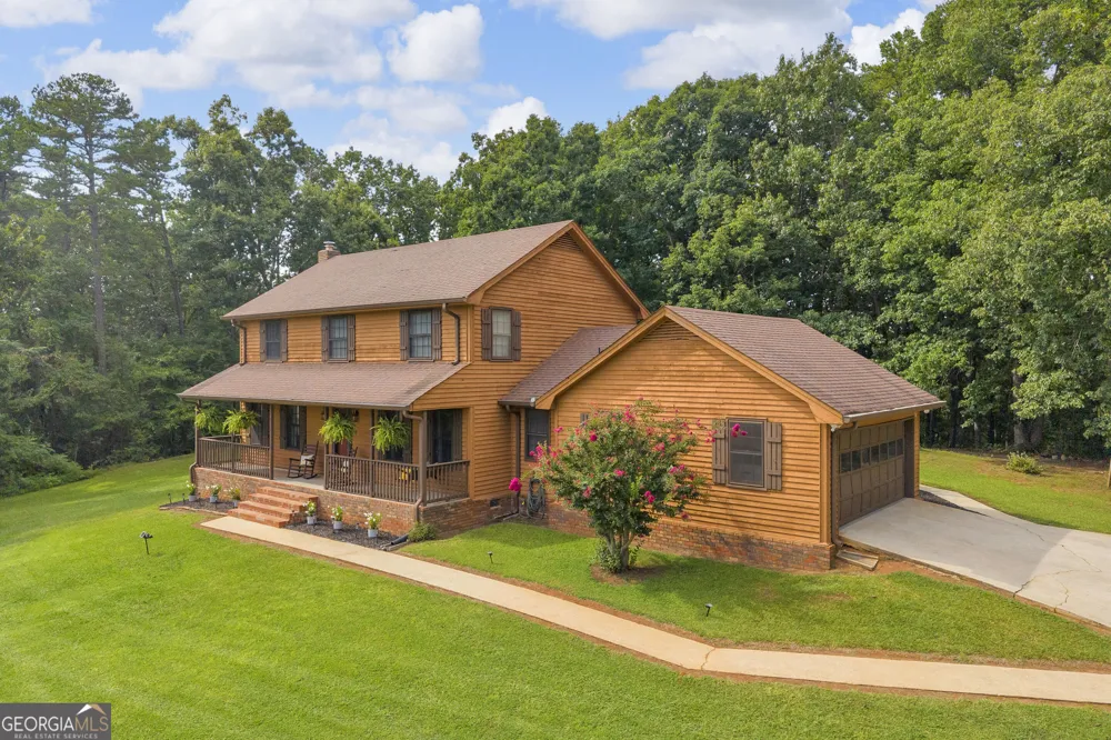 113 Cherokee Hills LN Toccoa, GA 30577