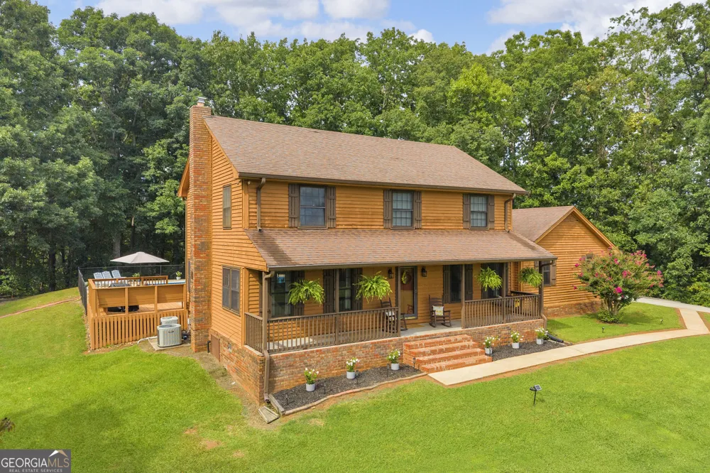 113 Cherokee Hills LN Toccoa, GA 30577