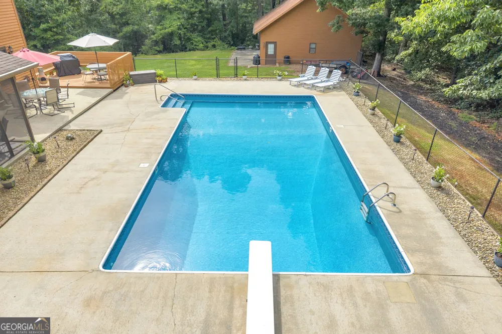 113 Cherokee Hills LN Toccoa, GA 30577