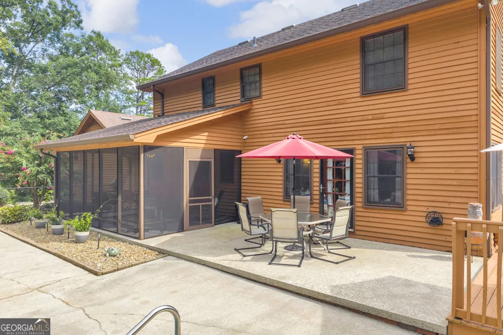 113 Cherokee Hills LN Toccoa, GA 30577