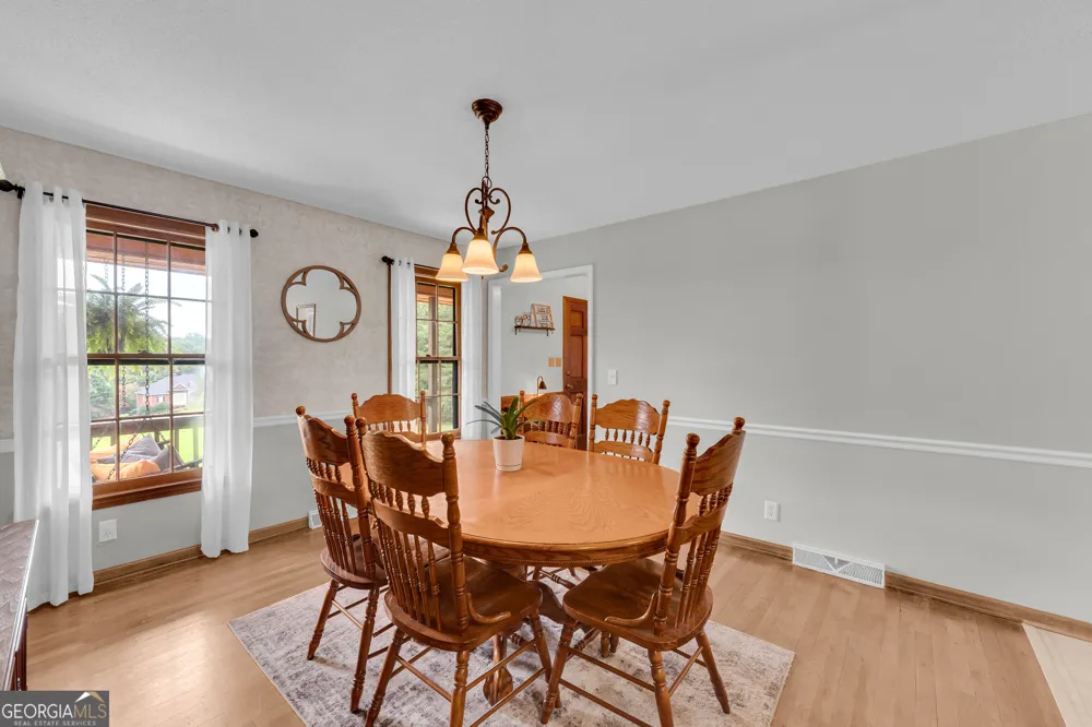 113 Cherokee Hills LN Toccoa, GA 30577