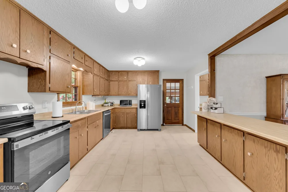 113 Cherokee Hills LN Toccoa, GA 30577